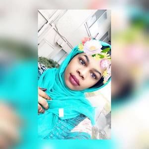 Meet your Posher, Nada